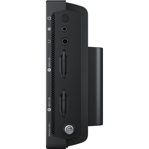 Blackmagic Design Video Assist 7" 12G (batteries not included)