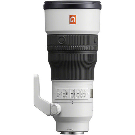 Sony FE 400mm f/4.5 GM OSS lens, control switches and focus ring